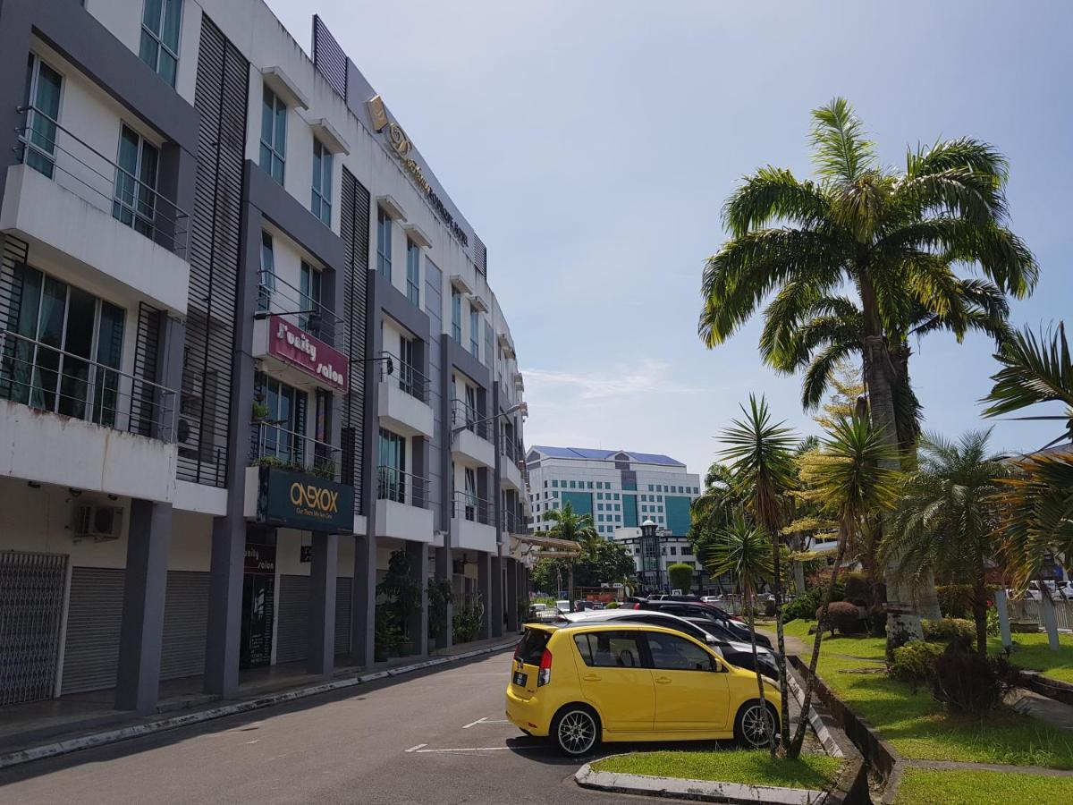 Dehome Boutique Hotel Kuching Exterior foto